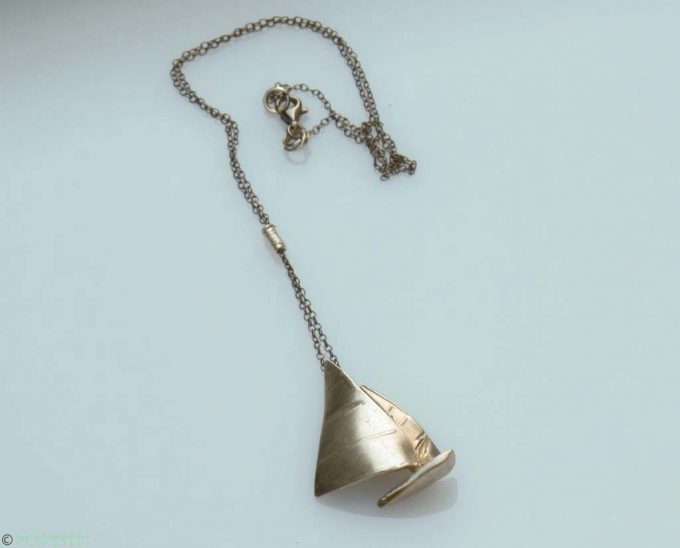 rope-sea-brand-silver-sail-yacht-necklace-handmade-sculpted-nautical-jewelry