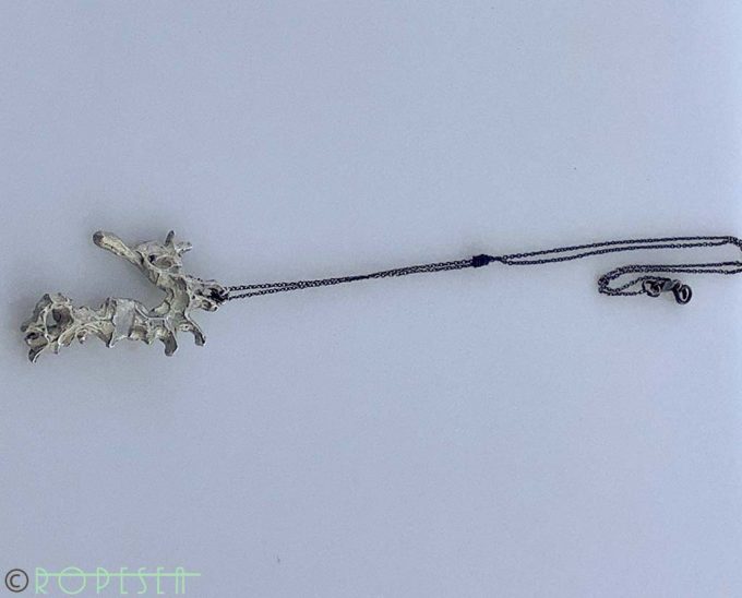 rope-sea-horse-necklace-silver-handmade-sculpted-ocean-jewelry