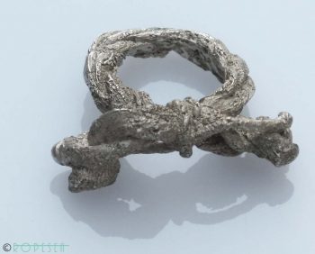 rope-sea-brand-silver-sculpted-rope-knot-ring-nautical-jewelry